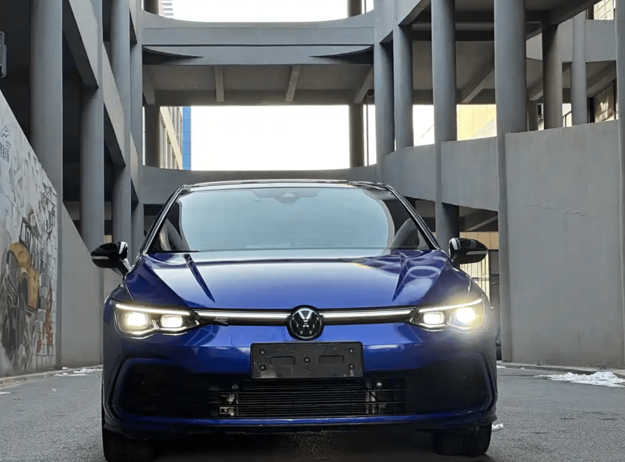 Volkswagen фото 2