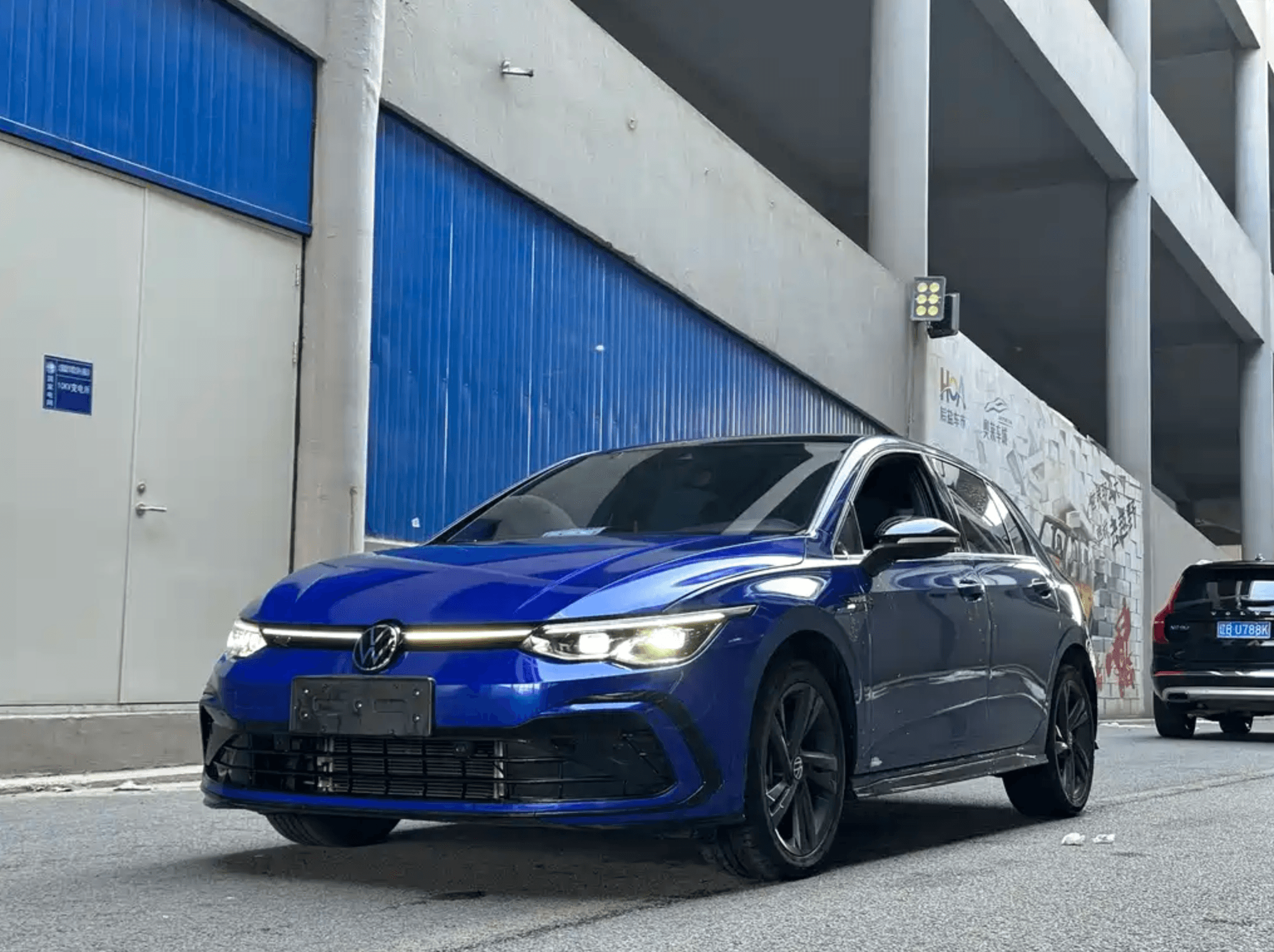 Volkswagen фото 3