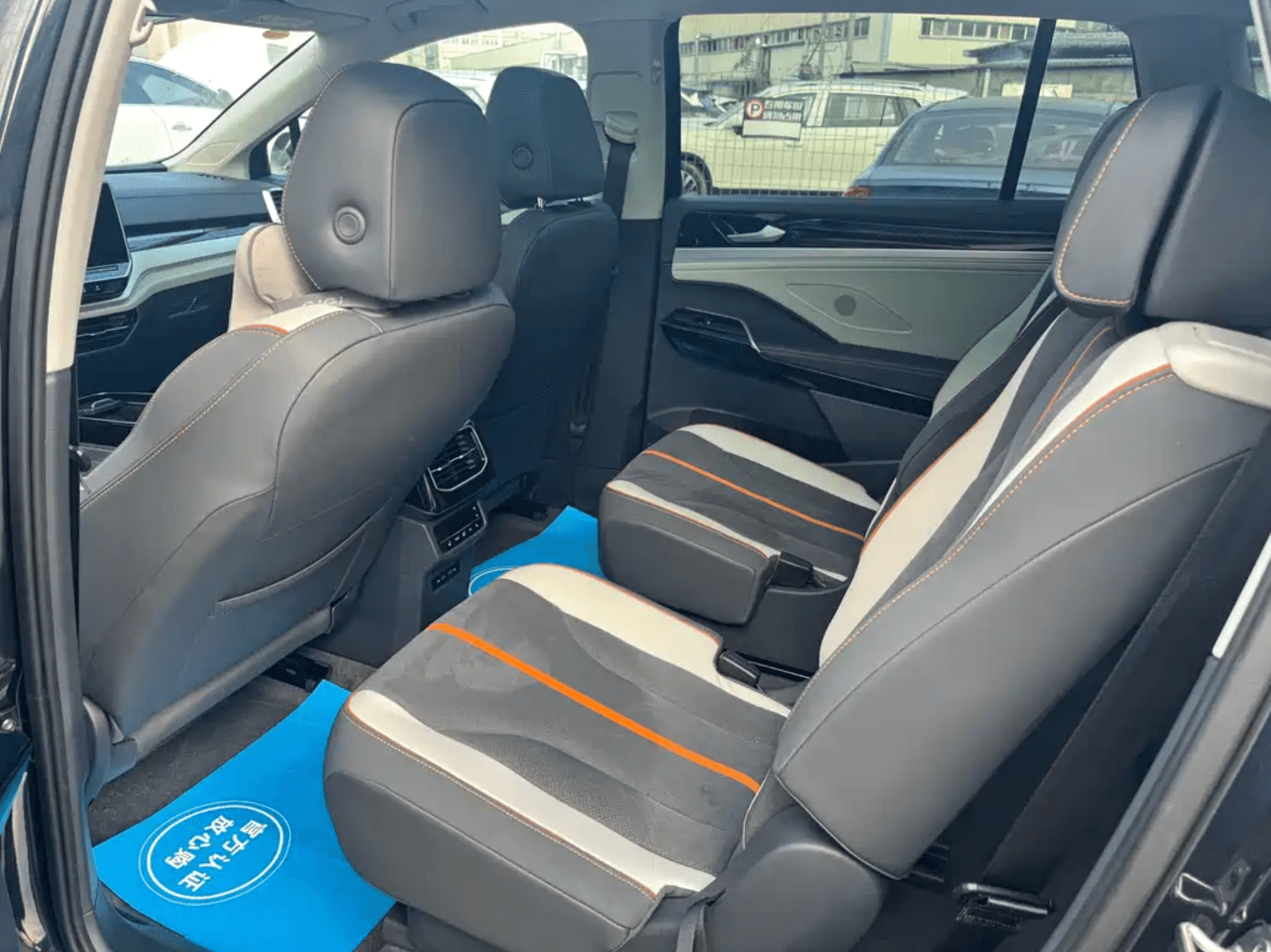 Volkswagen фото 2